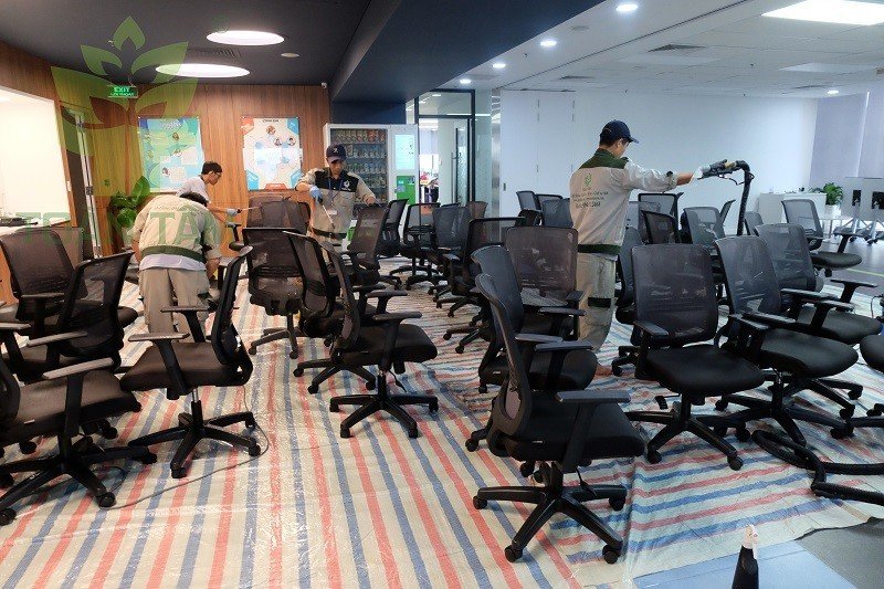Lưu ý khi giặt ghế văn phòng